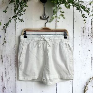 White Linen Old Navy Shorts| Cute For Summer Vacation| Size Small Elastic Waist
